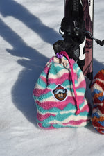 Load image into Gallery viewer, North Coast Golf Company  | Bogey Apres Winter Sherpa Drawstrings
